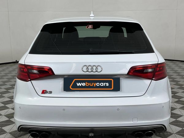 2014-Audi-S3-Sportback-quattro-Auto image:16