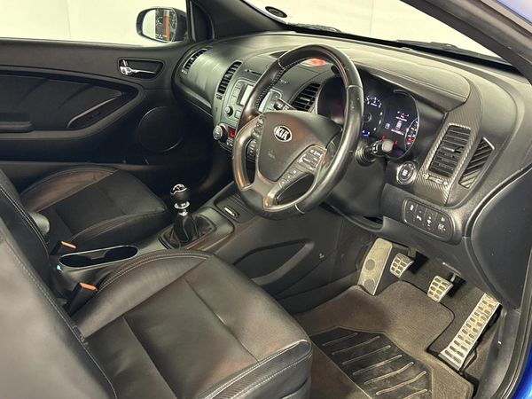 2016-Kia-Cerato-Koup-16T-GDi image:8