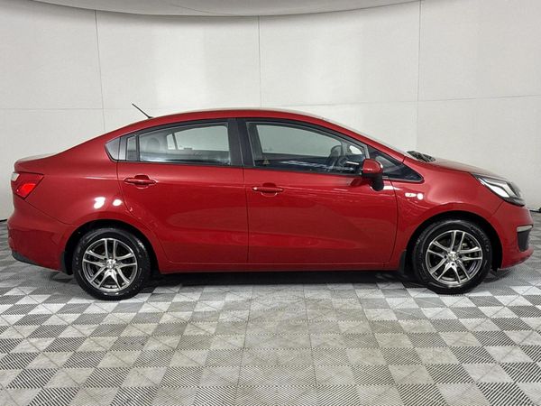 2016-Kia-Rio-12-Sedan image:16