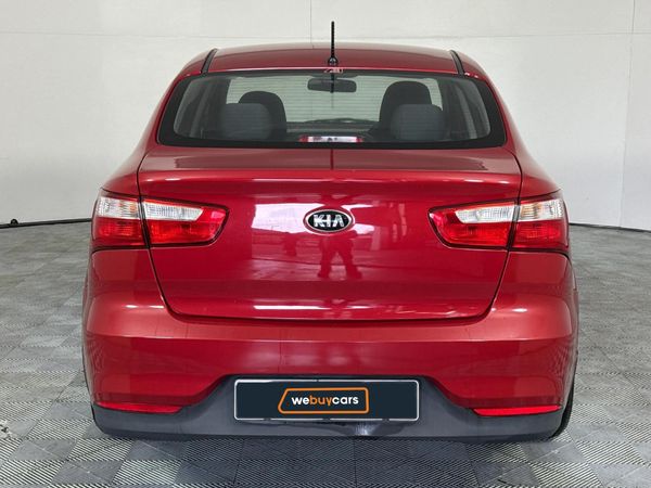 2016-Kia-Rio-12-Sedan image:17