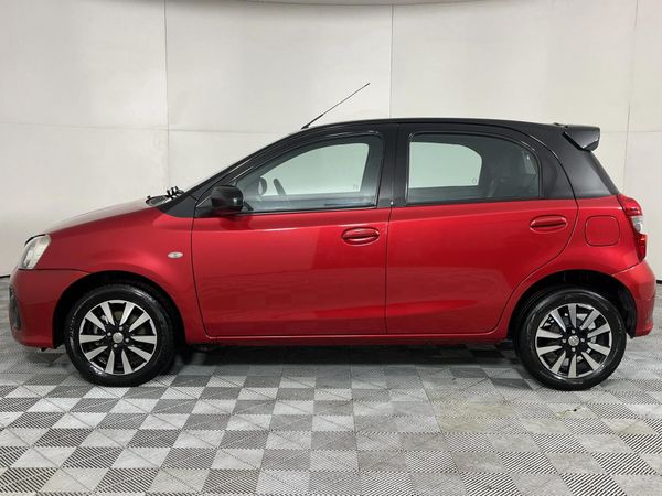 2020-Toyota-Etios-15-Sport-LTD-Edition-5-dr image:18