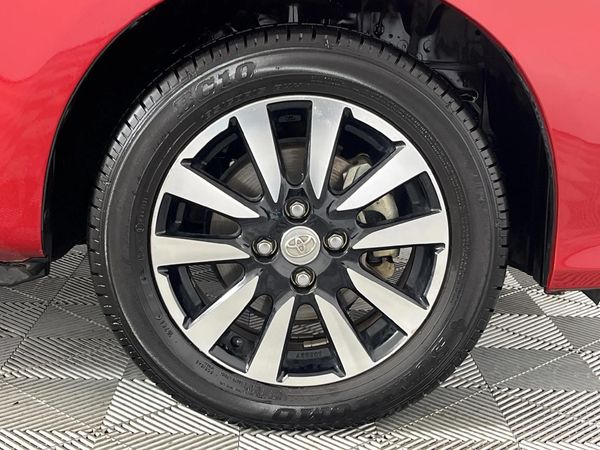 2020-Toyota-Etios-15-Sport-LTD-Edition-5-dr image:4
