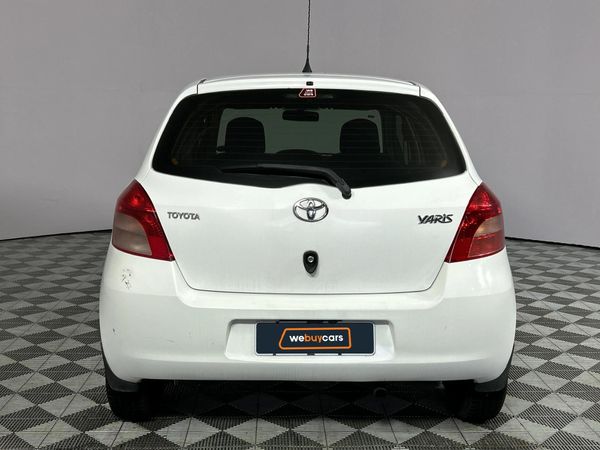 2007-Toyota-Yaris-T1-5-dr image:17