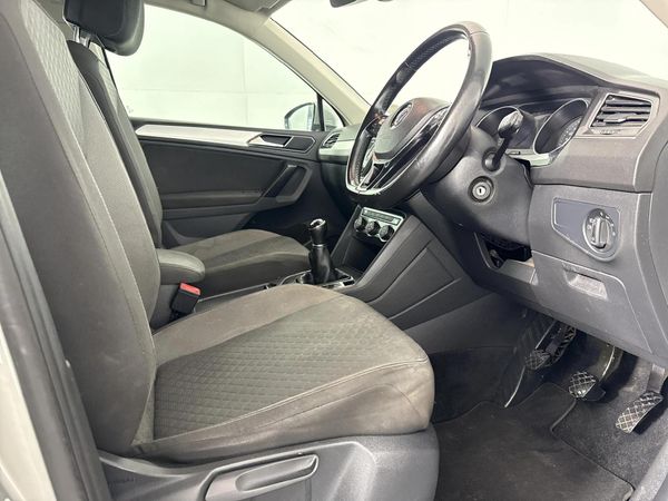 2017-Volkswagen-Tiguan-14-TSI-Comfortline-92kW image:9