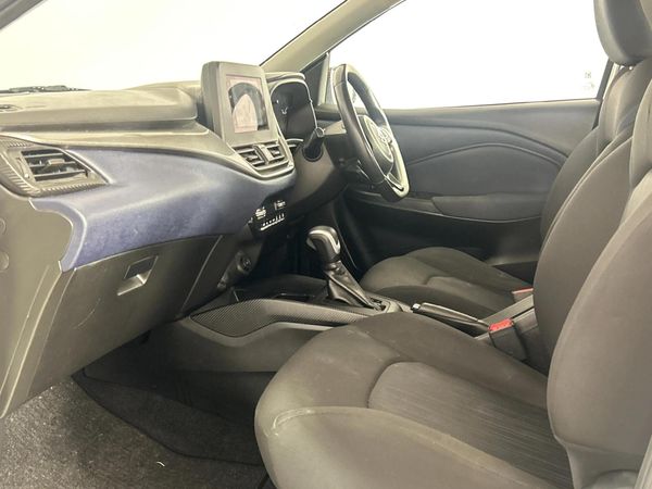 2023-Suzuki-Baleno-15-GL-Auto image:8