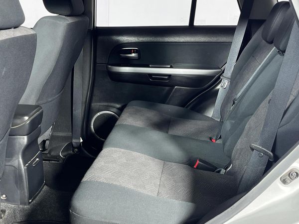2016-Suzuki-Grand-Vitara-24-Dune image:3