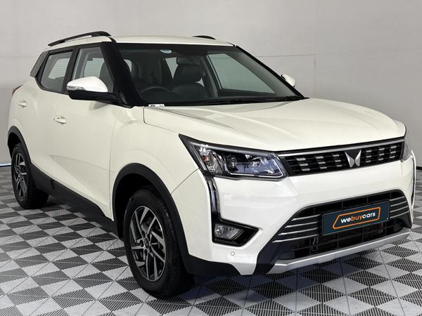 2023-Mahindra-XUV-300-15D-W8 image:16