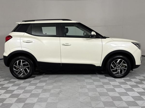 2023-Mahindra-XUV-300-15D-W8 image:17
