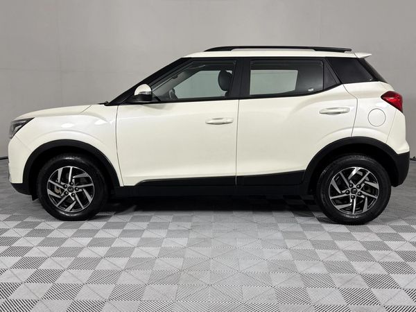 2023-Mahindra-XUV-300-15D-W8 image:19