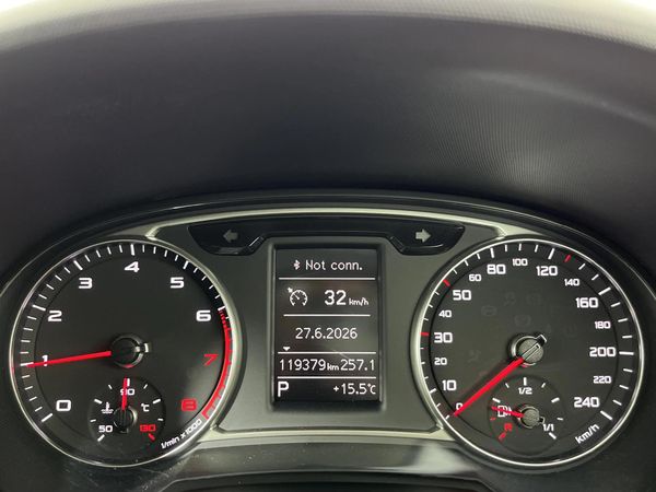 2015-Audi-A1-10-TFSI-3-dr-S-Auto-25-TFSI image:2