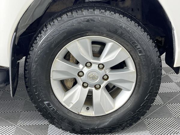 2018-Toyota-Hilux-24-GD-6-SRX-4x4-Single-Cab image:3