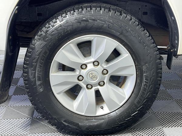 2018-Toyota-Hilux-24-GD-6-SRX-4x4-Single-Cab image:5