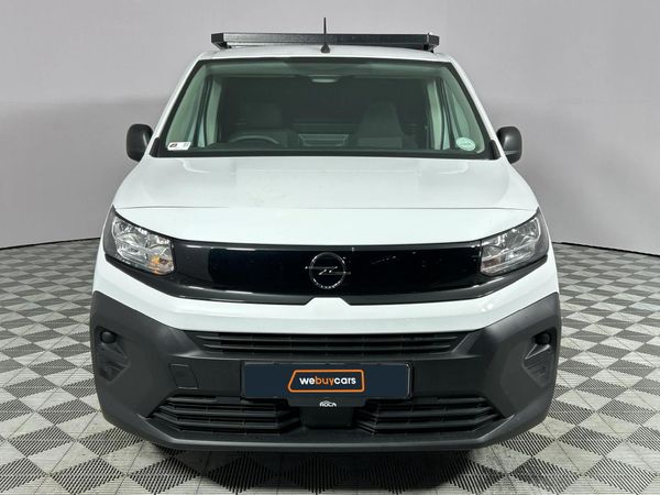 2025-Opel-Combo-Cargo-16TD-LWB-Panel-Van image:11