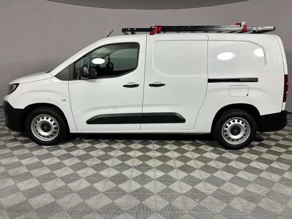 2025-Opel-Combo-Cargo-16TD-LWB-Panel-Van image:15