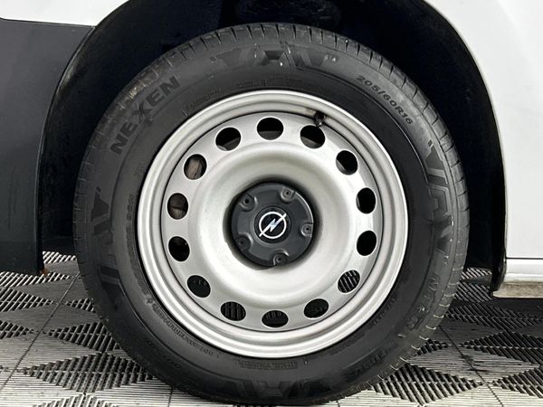 2025-Opel-Combo-Cargo-16TD-LWB-Panel-Van image:2