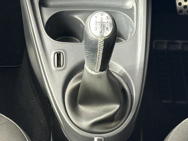 2017-Smart-ForFour-Passion image:10
