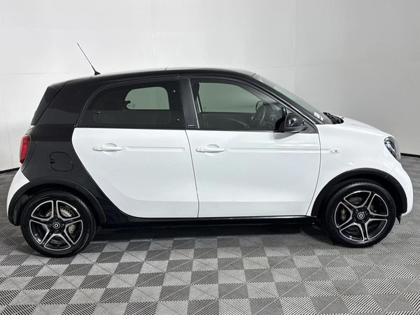 2017-Smart-ForFour-Passion image:17