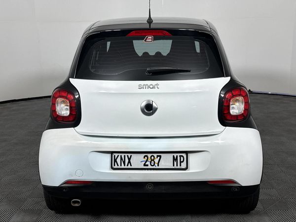 2017-Smart-ForFour-Passion image:18