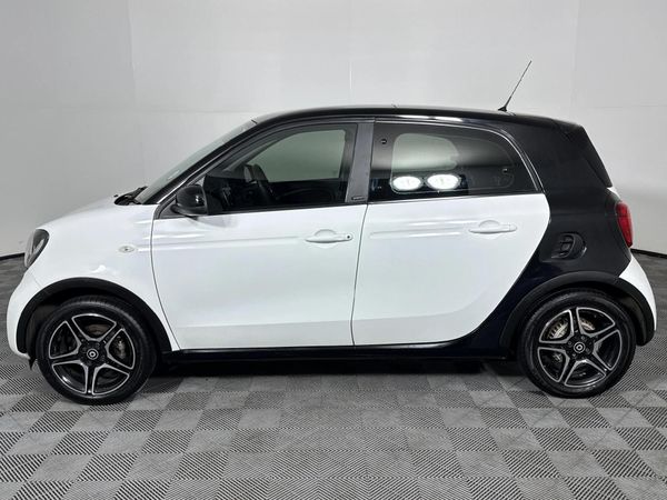 2017-Smart-ForFour-Passion image:19