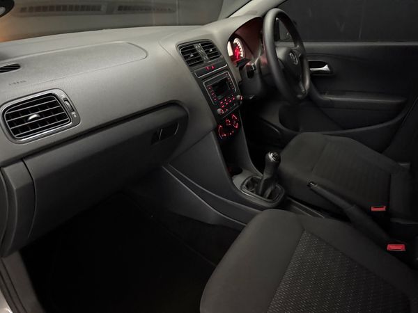 2019-Volkswagen-Polo-Vivo-14-Trendline-5-dr image:11