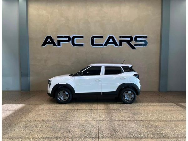 2025-Mahindra-XUV-3XO-12T-MX2 image:3