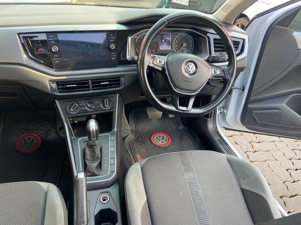 2018-Volkswagen-Polo-10-TSI-Comfortline-Auto image:6