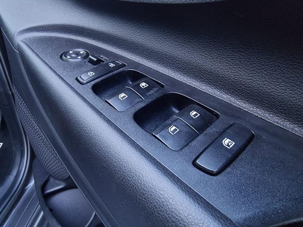 2023-Hyundai-i20-14-Motion-Auto image:16