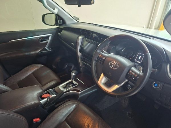 2017-Toyota-Fortuner-28-GD-6-4x4-Auto image:5