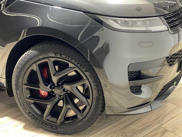 2026-Land-Rover-Range-Rover-Sport-30-D-HSE-190kW image:9