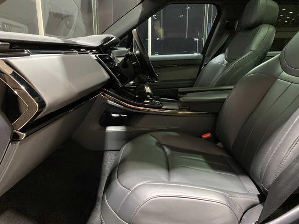 2026-Land-Rover-Range-Rover-Sport-30-D-HSE-190kW image:11