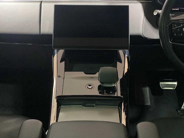 2026-Land-Rover-Range-Rover-Sport-30-D-HSE-190kW image:23