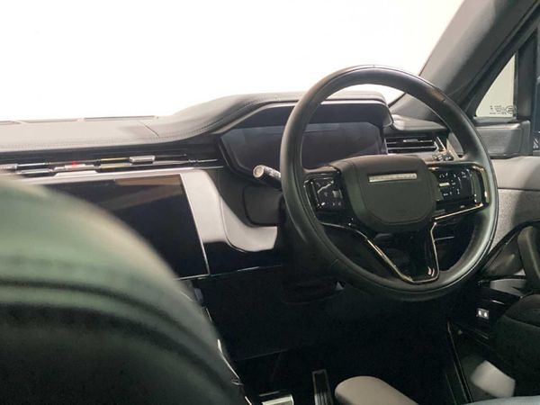 2026-Land-Rover-Range-Rover-Sport-30-D-HSE-190kW image:25