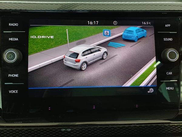 2022-Volkswagen-Polo-10-TSI-Life image:15