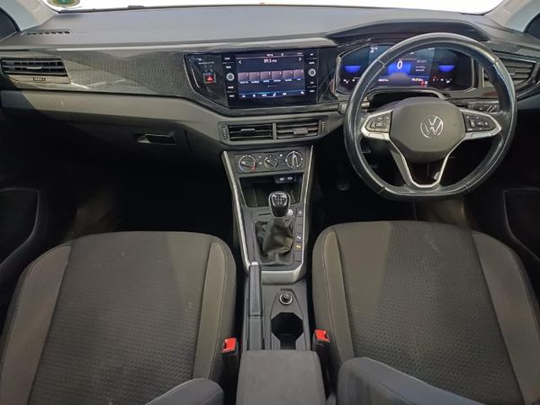 2022-Volkswagen-Polo-10-TSI-Life image:24