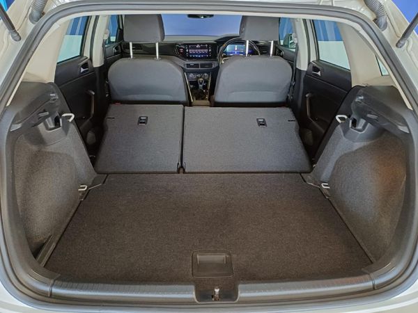 2022-Volkswagen-Polo-10-TSI-Life image:27