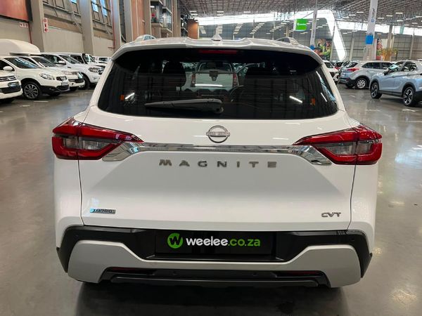 2023-Nissan-Magnite-10-Red-Edition-Auto image:3