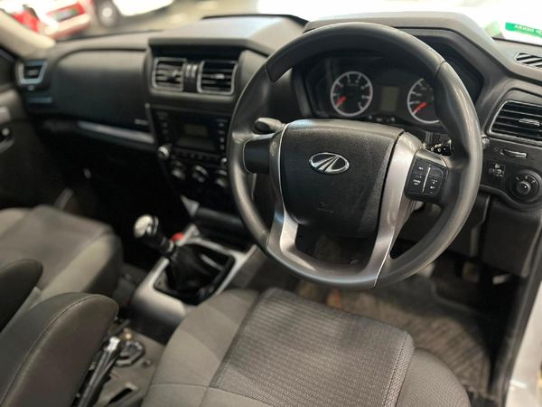 2023-Mahindra-Pik-Up-22-mHawk-S6-4x4-Single-Cab image:9