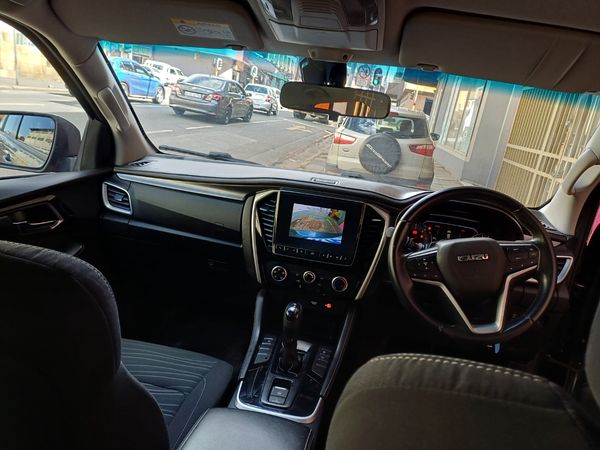 2023-Isuzu-Mu-x-30D-4x4-Auto image:11