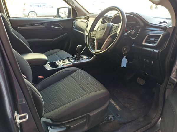 2023-Isuzu-Mu-x-30D-4x4-Auto image:15