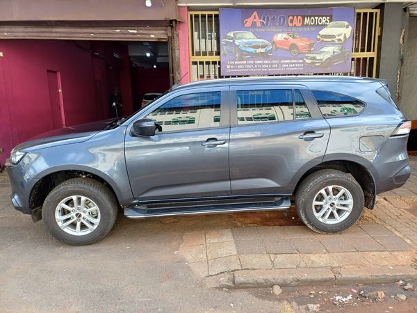 2023-Isuzu-Mu-x-30D-4x4-Auto image:7