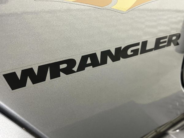 2013-Jeep-Wrangler-36-V6-Sahara-2-dr-Auto image:9