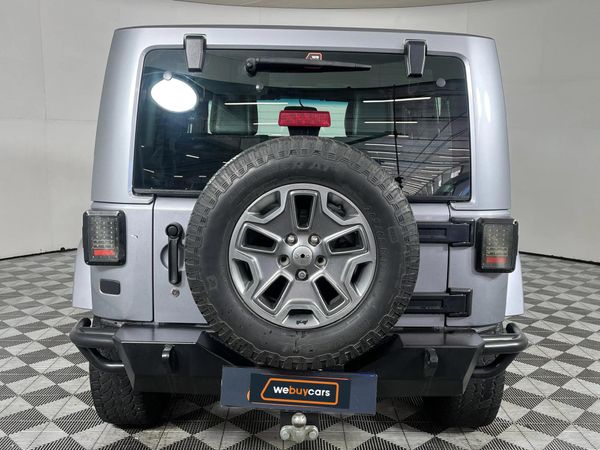 2013-Jeep-Wrangler-36-V6-Sahara-2-dr-Auto image:15