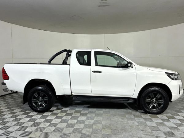 2020-Toyota-Hilux-24-GD-6-Raised-Body-Raider-Extended-Cab image:11