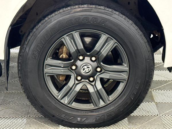 2020-Toyota-Hilux-24-GD-6-Raised-Body-Raider-Extended-Cab image:2
