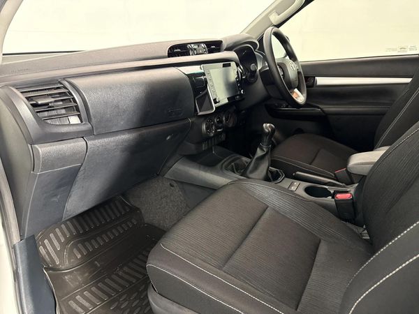 2023-Toyota-Hilux-24-GD-6-Raised-Body-Raider-Double-Cab image:8