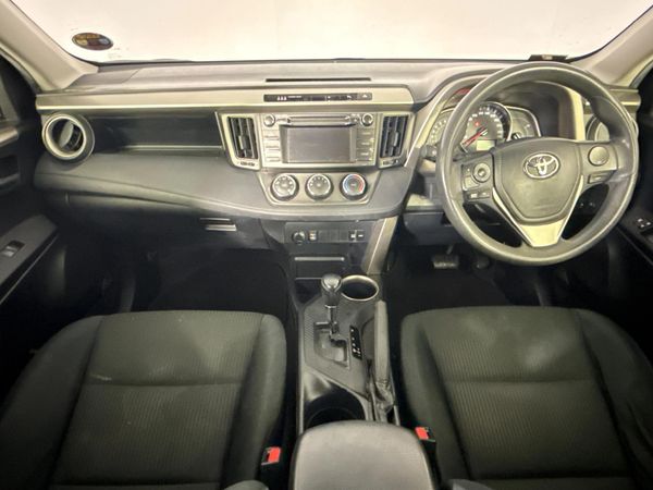 2015-Toyota-RAV4-20-GX-Auto image:1