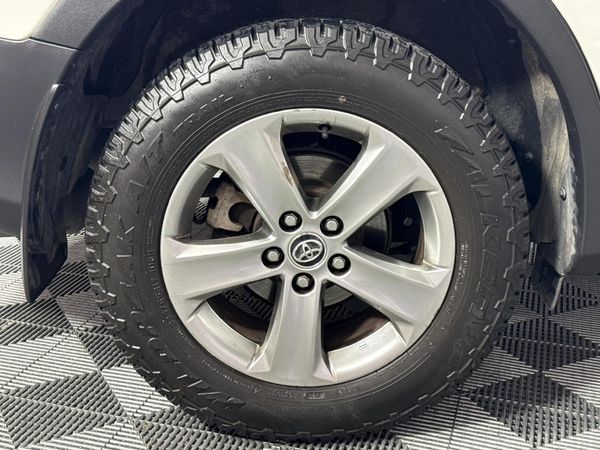 2015-Toyota-RAV4-20-GX-Auto image:7