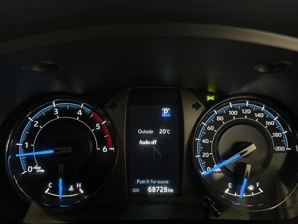 2022-Toyota-Hilux-28-GD-6-Raised-Body-Legend-Auto-Extended-Cab image:1
