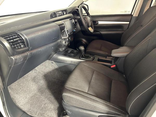 2025-Toyota-Hilux-24-GD-6-Raised-Body-Raider-Auto-Double-Cab image:7