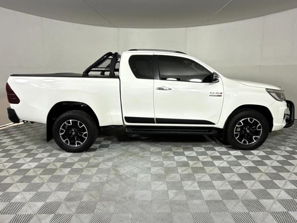 2019-Toyota-Hilux-28-GD-6-Raised-Body-Raider-Auto-Extended-Cab image:13
